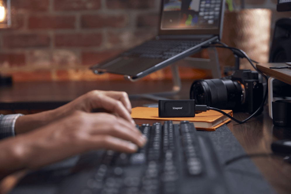 Disco Duro Externo SSD Kingston 2TB Xs1000 miniatura 9